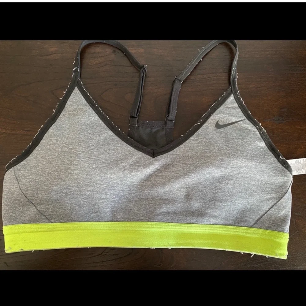 Nike Pro Indy Dri-Fit Strappy Sports Bra - Picture 4 of 7